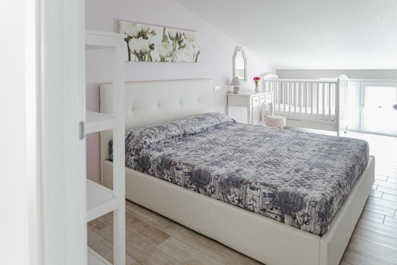 Minerva Holiday Home مانربا ديل جاردا المظهر الخارجي الصورة